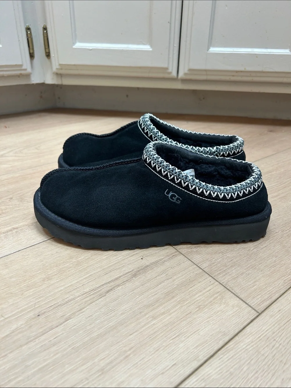 Women’s Ugg Tasman II Size 7 - Picture 3 of 15
